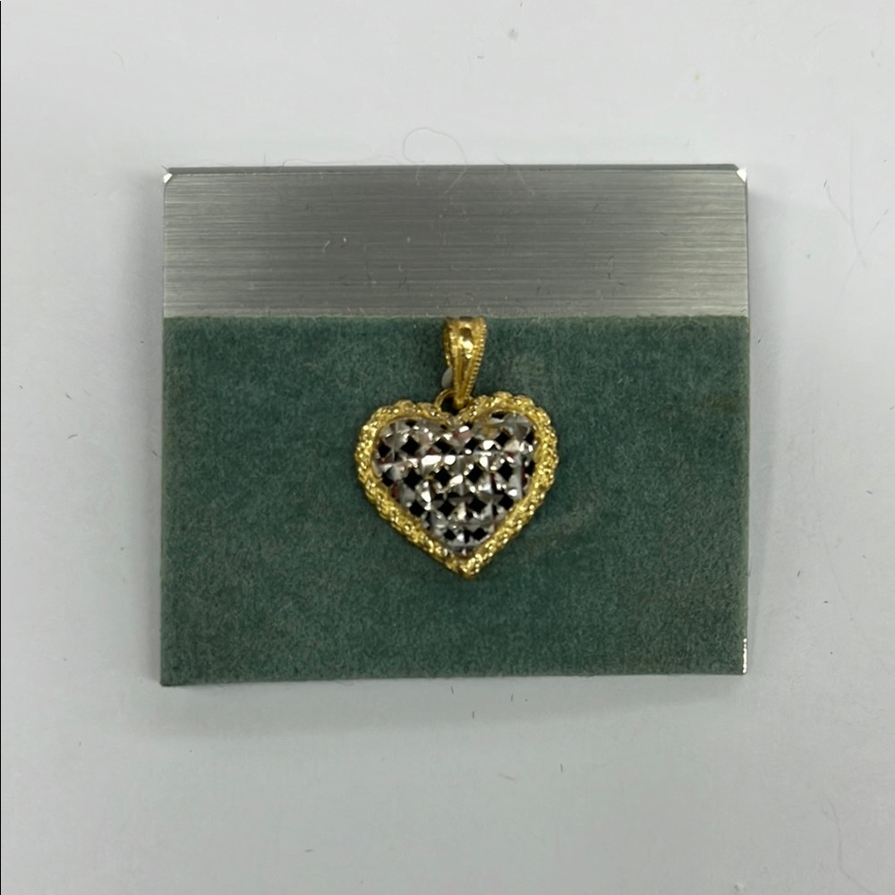 NWT Gold Heart Charm | 10k